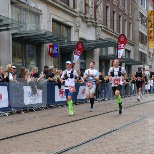 13.09.2026 - 21. swb-Marathon Bremen Strokosch-Dieckow http://msf.ph/oto/10389501 13.09.2026 13:00:13 Ziel 371, 453, 1136, 1550, 1754, 2141, 2683, 4904, 5776, 7015, 603, 671, 735, 912, 1571, 1758, 1911, 1930, 7015, 7170, 8689, 9153 meine-sportfotos.de