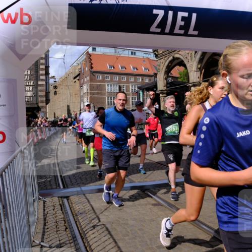 13.09.2026 - 21. swb-Marathon Bremen Tim E. http://msf.ph/oto/10389511 13.09.2026 13:32:07 Ziel 310, 578, 846, 3115, 3205, 3239, 3244, 3278, 3858, 3989, 4030, 4164, 4979, 4998, 5158, 5325, 5363, 5426, 5899, 6062, 6100, 6193, 6213, 6354, 6602, 7242, 7260, 7608, 7790, 7941, 7964, 8048, 8078, 8166, 8206, 8247, 8970, 9016, 9033, 9188, 9568, 9785, 9914, 13151, 13231 meine-sportfotos.de