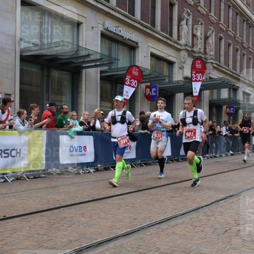 13.09.2026 - 21. swb-Marathon Bremen Strokosch-Dieckow http://msf.ph/oto/10389512 13.09.2026 13:00:14 Ziel 371, 453, 1136, 1550, 1754, 2141, 2683, 4904, 5776, 603, 671, 735, 912, 1571, 1758, 1911, 1930, 7015, 7170, 8689, 9153 meine-sportfotos.de