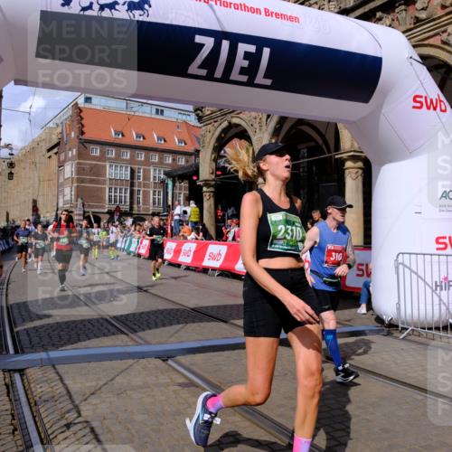 13.09.2026 - 21. swb-Marathon Bremen Tim E. http://msf.ph/oto/10389644 13.09.2026 13:32:29 Ziel 287, 1369, 2310, 2934, 3650, 3922, 4057, 4566, 4655, 4797, 5628, 6116, 6258, 6475, 6857, 6875, 7150, 7182, 7526, 7553, 7572, 7818, 8632, 9198, 9283, 9394, 9640, 13029, 13182 meine-sportfotos.de