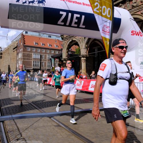 13.09.2026 - 21. swb-Marathon Bremen Tim E. http://msf.ph/oto/10389691 13.09.2026 13:32:46 Ziel 287, 1687, 2292, 2293, 2910, 2992, 3354, 3402, 3429, 3441, 3878, 3922, 4263, 4323, 4380, 4471, 4655, 4835, 5281, 6518, 6593, 6760, 6781, 6900, 7150, 7173, 7572, 7990, 8632, 8957, 9040, 9151, 9175, 9198, 9283, 9719, 9779, 13208, 13244 meine-sportfotos.de