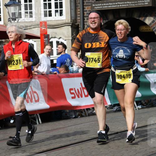 13.09.2026 - 21. swb-Marathon Bremen Strokosch-Dieckow http://msf.ph/oto/10389712 13.09.2026 11:11:25 Ziel 10313, 10527, 10611, 10644, 10653, 10792, 10841, 11043, 11062, 11141, 11237, 11483, 11679, 11691, 11993, 12396, 12401, 12507, 10155, 10510, 10511, 10546, 10552, 10977, 11239, 11289, 11533, 11702, 11927, 12082, 12220, 12286, 12311, 12336, 12508, 12553 meine-sportfotos.de