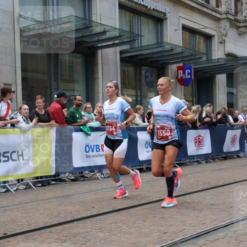 13.09.2026 - 21. swb-Marathon Bremen Strokosch-Dieckow http://msf.ph/oto/10389713 13.09.2026 13:00:43 Ziel 1619, 3019, 5663, 6359, 8749, 9849, 371, 453, 1136, 1550, 1754, 2141, 2683, 4904, 5776 meine-sportfotos.de