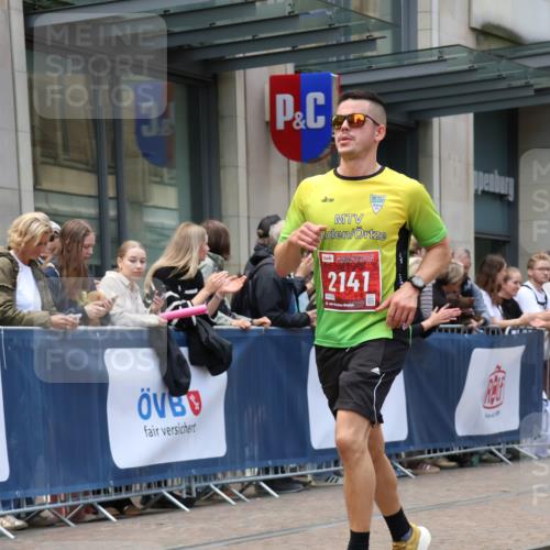 13.09.2026 - 21. swb-Marathon Bremen Strokosch-Dieckow http://msf.ph/oto/10389749 13.09.2026 13:00:47 Ziel 1619, 3019, 5663, 6359, 371, 453, 1136, 1550, 1754, 2141, 4904, 8749, 9849 meine-sportfotos.de
