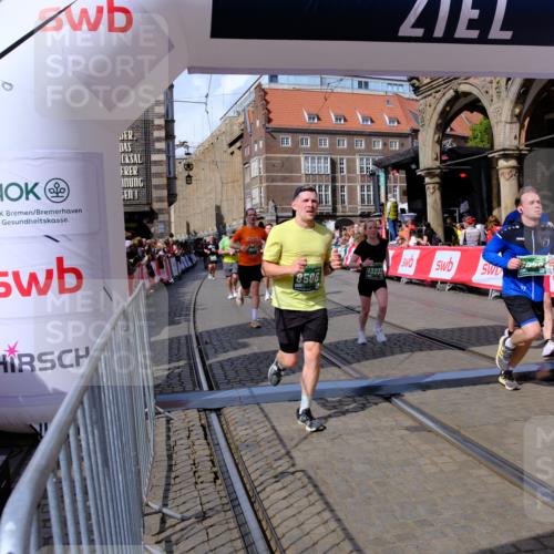 13.09.2026 - 21. swb-Marathon Bremen Tim E. http://msf.ph/oto/10389820 13.09.2026 13:33:09 Ziel 891, 1532, 2638, 3167, 3404, 3773, 3895, 3902, 4194, 4233, 5009, 5090, 5581, 5657, 5706, 6018, 6718, 6786, 6941, 7016, 7466, 7756, 7758, 8344, 8367, 8506, 9406, 9745, 9829, 10048, 13039, 13146, 13164, 13232, 13234, 13247 meine-sportfotos.de