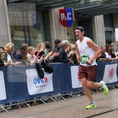 13.09.2026 - 21. swb-Marathon Bremen Strokosch-Dieckow http://msf.ph/oto/10389821 13.09.2026 13:00:59 Ziel 1411, 1619, 3019, 4118, 4328, 5663, 5996, 371, 453, 6359, 8749, 9849 meine-sportfotos.de