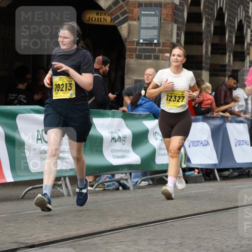 13.09.2026 - 21. swb-Marathon Bremen Strokosch-Dieckow http://msf.ph/oto/10390051 13.09.2026 11:12:31 Ziel 10414, 10490, 11052, 11585, 11633, 12012, 10354, 10743, 10874, 10875, 11090, 11657, 12234, 12497 meine-sportfotos.de