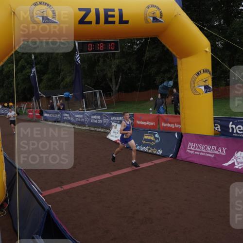 13.09.2026 - Airport Race Dennis Weichert http://msf.ph/oto/10390085 13.09.2026 10:18:44 Ziel 5409, 5411 meine-sportfotos.de