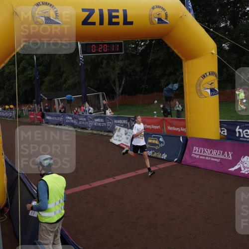 13.09.2026 - Airport Race Dennis Weichert http://msf.ph/oto/10390162 13.09.2026 10:20:44 Ziel 4119 meine-sportfotos.de