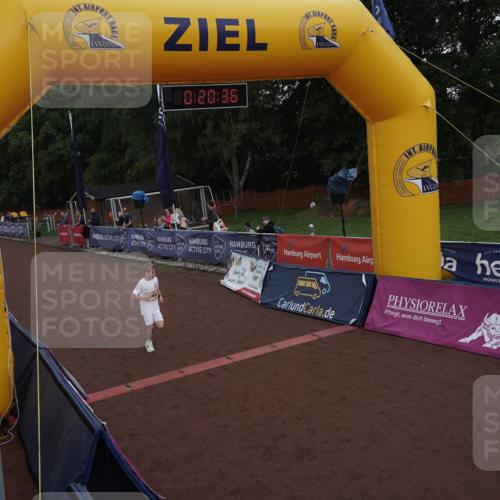13.09.2026 - Airport Race Dennis Weichert http://msf.ph/oto/10390185 13.09.2026 10:21:10 Ziel 4068, 4188 meine-sportfotos.de