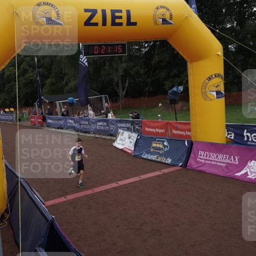 13.09.2026 - Airport Race Dennis Weichert http://msf.ph/oto/10390232 13.09.2026 10:21:48 Ziel 5245, 5300 meine-sportfotos.de