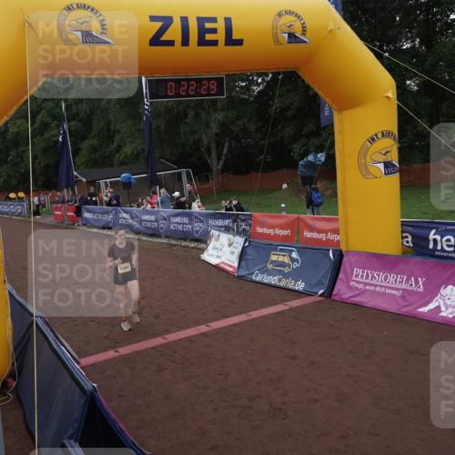 13.09.2026 - Airport Race Dennis Weichert http://msf.ph/oto/10390325 13.09.2026 10:23:02 Ziel 5286, 5391 meine-sportfotos.de