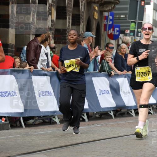 13.09.2026 - 21. swb-Marathon Bremen Strokosch-Dieckow http://msf.ph/oto/10390367 13.09.2026 11:13:12 Ziel 10483, 10893, 11606, 11627, 11657, 11671, 11832, 12050, 12060, 12423, 11670, 12460, 12521 meine-sportfotos.de