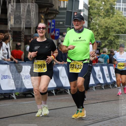 13.09.2026 - 21. swb-Marathon Bremen Strokosch-Dieckow http://msf.ph/oto/10390393 13.09.2026 11:13:13 Ziel 10483, 10893, 11606, 11627, 11671, 11832, 12050, 12060, 12423, 11392, 11670, 12460, 12521 meine-sportfotos.de