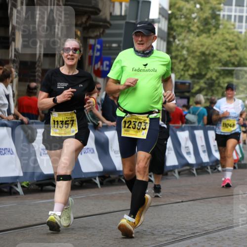 13.09.2026 - 21. swb-Marathon Bremen Strokosch-Dieckow http://msf.ph/oto/10390401 13.09.2026 11:13:13 Ziel 10483, 10893, 11606, 11627, 11671, 11832, 12050, 12060, 12423, 11392, 11670, 12460, 12521 meine-sportfotos.de