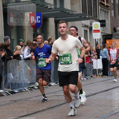 13.09.2026 - 21. swb-Marathon Bremen Strokosch-Dieckow http://msf.ph/oto/10390687 13.09.2026 13:03:58 Ziel 650, 1860, 2094, 3284, 3424, 4110, 4239, 6815, 7871, 9544, 9813, 895, 1090, 1587, 2094, 2889, 3500, 4236, 5024, 5143, 5719, 6973, 8096, 9061, 9129, 9642 meine-sportfotos.de