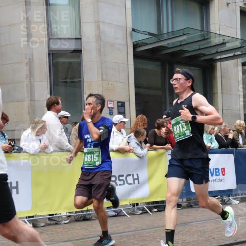 13.09.2026 - 21. swb-Marathon Bremen Strokosch-Dieckow http://msf.ph/oto/10390714 13.09.2026 13:04:00 Ziel 650, 744, 1860, 3284, 3424, 4110, 4239, 6815, 7871, 9544, 9813, 895, 1587, 2094, 2889, 3500, 4236, 5143, 6973, 8096, 9061, 9129, 9544, 9642 meine-sportfotos.de