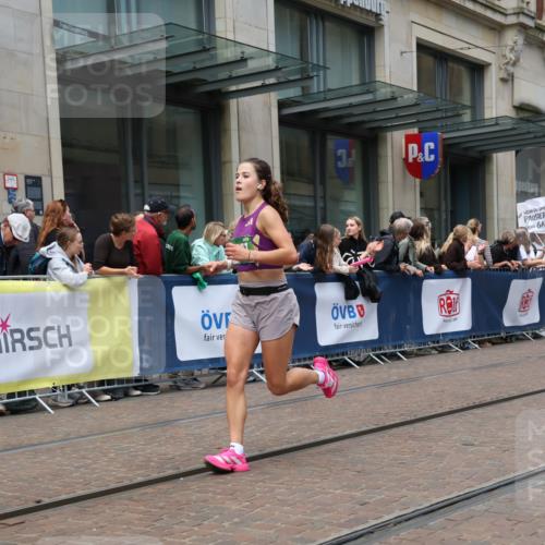 13.09.2026 - 21. swb-Marathon Bremen Strokosch-Dieckow http://msf.ph/oto/10390819 13.09.2026 13:04:13 Ziel 650, 744, 1223, 1224, 1860, 2207, 2956, 3284, 4239, 5283, 7871, 8701, 8936, 9070, 13034, 895, 2094, 2889, 3424, 3500, 4110, 4236, 6815, 9061, 9129, 9544, 9642, 9813 meine-sportfotos.de