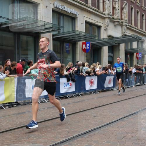 13.09.2026 - 21. swb-Marathon Bremen Strokosch-Dieckow http://msf.ph/oto/10390843 13.09.2026 13:04:17 Ziel 650, 744, 1223, 1224, 1712, 1860, 2207, 2956, 5283, 7871, 8701, 8936, 9070, 13034, 650, 895, 2094, 3284, 3424, 4110, 4236, 4239, 6815, 9061, 9129, 9544, 9813 meine-sportfotos.de