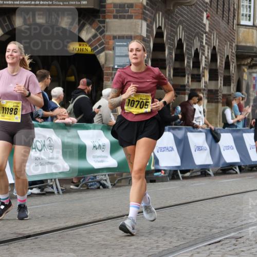 13.09.2026 - 21. swb-Marathon Bremen Strokosch-Dieckow http://msf.ph/oto/10390981 13.09.2026 11:14:51 Ziel 10303, 10395, 10396, 10722, 10784, 11041, 11140, 11173, 11363, 11408, 11703, 12100, 12112, 12431, 10271, 10325, 10605, 10752, 11085, 11645, 11673, 11694, 11810, 11974, 12110, 12333 meine-sportfotos.de