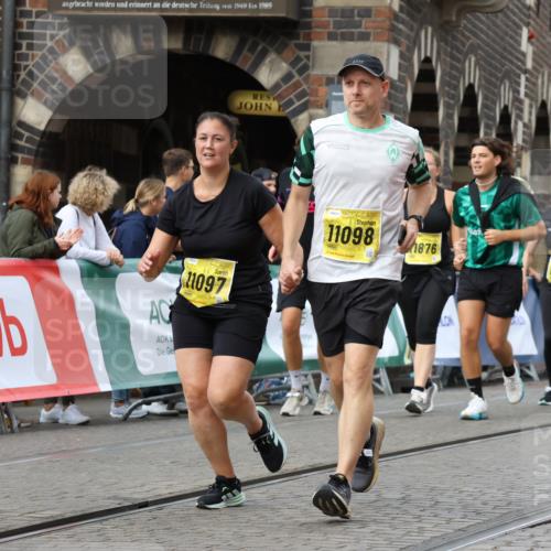 13.09.2026 - 21. swb-Marathon Bremen Strokosch-Dieckow http://msf.ph/oto/10391019 13.09.2026 11:14:55 Ziel 10303, 10519, 10705, 10722, 11041, 11140, 11173, 11186, 11363, 11408, 12112, 12431, 10325, 10605, 11694, 11810, 11990, 12110, 12333 meine-sportfotos.de