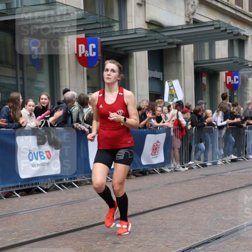 13.09.2026 - 21. swb-Marathon Bremen Strokosch-Dieckow http://msf.ph/oto/10391068 13.09.2026 13:04:50 Ziel 1336, 1822, 2297, 3196, 4025, 4729, 6708, 7102, 9273, 9495, 744, 1223, 1224, 1712, 2207, 2646, 2956, 5283, 5674, 7538, 7814, 8054, 8701, 8936, 9070, 9306, 9495, 9689, 13034, 13187 meine-sportfotos.de