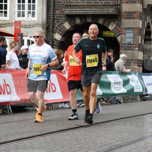 13.09.2026 - 21. swb-Marathon Bremen Strokosch-Dieckow http://msf.ph/oto/10391106 13.09.2026 11:15:02 Ziel 10519, 10557, 10705, 10776, 10805, 11097, 11098, 11186, 11288, 11408, 11876, 12191, 12193, 10325, 11694, 11810, 11990, 12110 meine-sportfotos.de