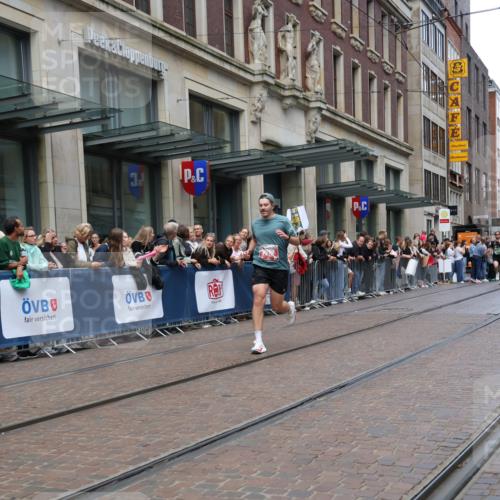 13.09.2026 - 21. swb-Marathon Bremen Strokosch-Dieckow http://msf.ph/oto/10391118 13.09.2026 13:04:59 Ziel 439, 1336, 1822, 2297, 3196, 3365, 4025, 4729, 5092, 7102, 9273, 1336, 1712, 2646, 5283, 5674, 6708, 7538, 7814, 8054, 8701, 9070, 9306, 9495, 9689, 13187 meine-sportfotos.de