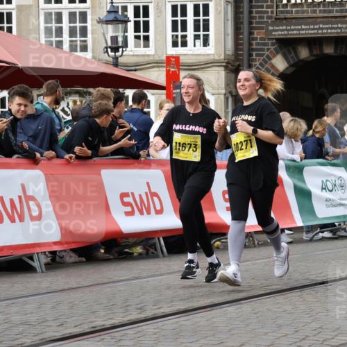 13.09.2026 - 21. swb-Marathon Bremen Strokosch-Dieckow http://msf.ph/oto/10391120 13.09.2026 11:15:05 Ziel 10519, 10557, 10705, 10752, 10776, 10805, 11085, 11097, 11098, 11186, 11288, 11408, 11645, 11876, 11974, 12191, 12193, 11424, 11990 meine-sportfotos.de