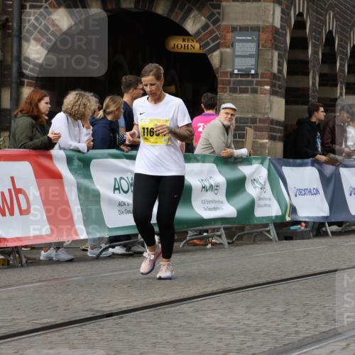 13.09.2026 - 21. swb-Marathon Bremen Strokosch-Dieckow http://msf.ph/oto/10391170 13.09.2026 11:15:13 Ziel 10271, 10557, 10605, 10705, 10752, 10776, 10805, 11085, 11097, 11098, 11186, 11288, 11645, 11673, 11876, 11974, 12191, 12193, 12333, 10606, 11424 meine-sportfotos.de