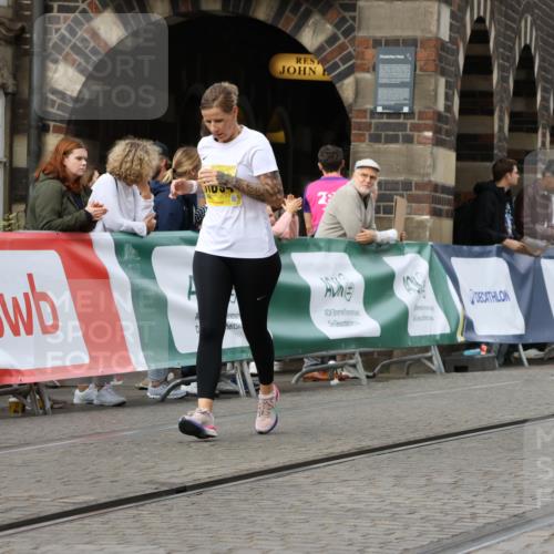 13.09.2026 - 21. swb-Marathon Bremen Strokosch-Dieckow http://msf.ph/oto/10391176 13.09.2026 11:15:13 Ziel 10271, 10557, 10605, 10705, 10752, 10776, 10805, 11085, 11097, 11098, 11186, 11288, 11645, 11673, 11876, 11974, 12191, 12193, 12333, 10606, 11424 meine-sportfotos.de