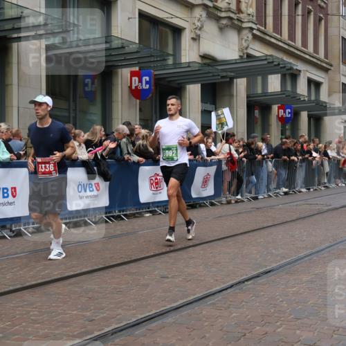 13.09.2026 - 21. swb-Marathon Bremen Strokosch-Dieckow http://msf.ph/oto/10391179 13.09.2026 13:05:11 Ziel 439, 1301, 1562, 3242, 3271, 3365, 4025, 5092, 5199, 5725, 6579, 7141, 9273, 1336, 1822, 2297, 3196, 4025, 4729, 5674, 6708, 7102, 7538, 8054, 9306, 9495, 13187 meine-sportfotos.de