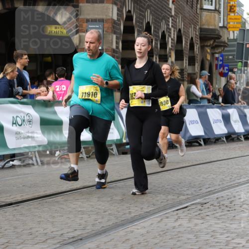 13.09.2026 - 21. swb-Marathon Bremen Strokosch-Dieckow http://msf.ph/oto/10391181 13.09.2026 11:15:13 Ziel 10271, 10557, 10605, 10705, 10752, 10776, 10805, 11085, 11097, 11098, 11186, 11288, 11645, 11673, 11876, 11974, 12191, 12193, 12333, 10606, 11424 meine-sportfotos.de