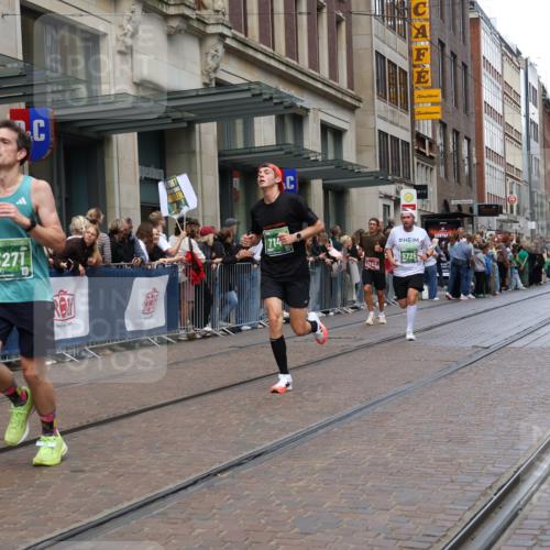 13.09.2026 - 21. swb-Marathon Bremen Strokosch-Dieckow http://msf.ph/oto/10391202 13.09.2026 13:05:14 Ziel 439, 1301, 1562, 1879, 3242, 3271, 3365, 5092, 5199, 5725, 6579, 7141, 1336, 1822, 2297, 3196, 4025, 4729, 6708, 7102, 9273, 9495 meine-sportfotos.de