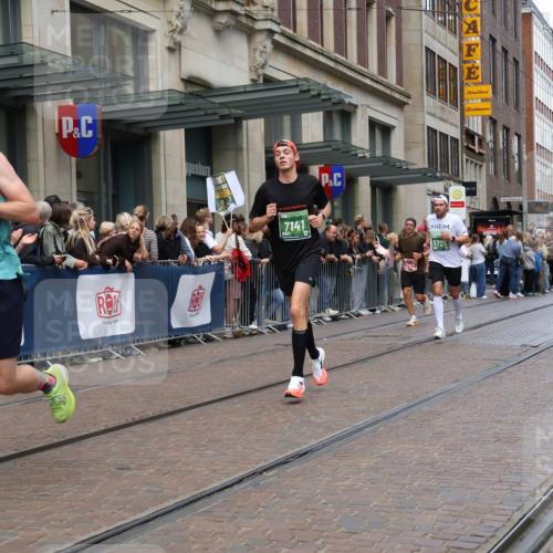 13.09.2026 - 21. swb-Marathon Bremen Strokosch-Dieckow http://msf.ph/oto/10391204 13.09.2026 13:05:15 Ziel 439, 1301, 1562, 1879, 3242, 3271, 3365, 5092, 5199, 5725, 6579, 7141, 1336, 1822, 2297, 3196, 4025, 4729, 6708, 7102, 9273, 9495 meine-sportfotos.de