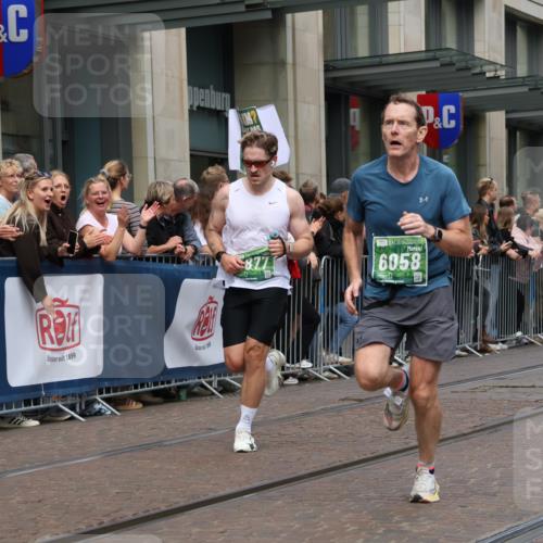 13.09.2026 - 21. swb-Marathon Bremen Strokosch-Dieckow http://msf.ph/oto/10391296 13.09.2026 13:05:41 Ziel 681, 1017, 1745, 2538, 3297, 3466, 3520, 4157, 4614, 4712, 5803, 6025, 6058, 6686, 7336, 7399, 8334, 8706, 8877, 8973, 8983, 9010, 9429, 9918, 439, 1301, 1562, 1879, 2538, 3242, 3271, 3365, 5092, 5199, 5725, 6579, 7141 meine-sportfotos.de