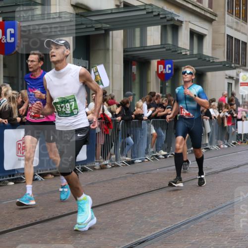 13.09.2026 - 21. swb-Marathon Bremen Strokosch-Dieckow http://msf.ph/oto/10391342 13.09.2026 13:05:50 Ziel 474, 681, 1901, 3297, 3466, 4614, 4712, 5803, 6686, 7336, 7399, 8334, 8670, 8877, 8983, 9429, 9918, 9934, 1017, 1301, 1562, 1745, 1879, 2538, 3242, 3271, 3520, 4157, 5199, 5725, 6025, 6058, 6579, 7141, 8706, 8877, 8973, 9010 meine-sportfotos.de