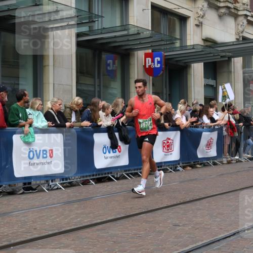 13.09.2026 - 21. swb-Marathon Bremen Strokosch-Dieckow http://msf.ph/oto/10391369 13.09.2026 13:05:56 Ziel 474, 681, 1901, 3297, 3466, 4614, 5803, 6686, 7336, 8621, 8670, 8983, 9429, 9934, 1017, 1301, 1562, 1745, 1879, 2538, 3520, 4157, 4712, 6025, 6058, 7399, 8334, 8706, 8877, 8973, 9010, 9918 meine-sportfotos.de