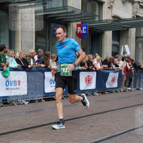 13.09.2026 - 21. swb-Marathon Bremen Strokosch-Dieckow http://msf.ph/oto/10391447 13.09.2026 13:06:21 Ziel 508, 521, 788, 1009, 1770, 1921, 2832, 3127, 3910, 4574, 4777, 5238, 6784, 6951, 7590, 8580, 13148, 474, 681, 1901, 3297, 3466, 4614, 5803, 6686, 7336, 8621, 8670, 8983, 9429, 9934 meine-sportfotos.de