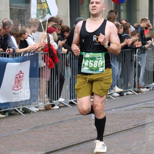 13.09.2026 - 21. swb-Marathon Bremen Strokosch-Dieckow http://msf.ph/oto/10391504 13.09.2026 13:06:35 Ziel 521, 749, 788, 1009, 3127, 3794, 3910, 3973, 4574, 5238, 6784, 6951, 8580, 8888, 9708, 474, 508, 1770, 1901, 1921, 2832, 3910, 4777, 7590, 8621, 9934, 13148 meine-sportfotos.de