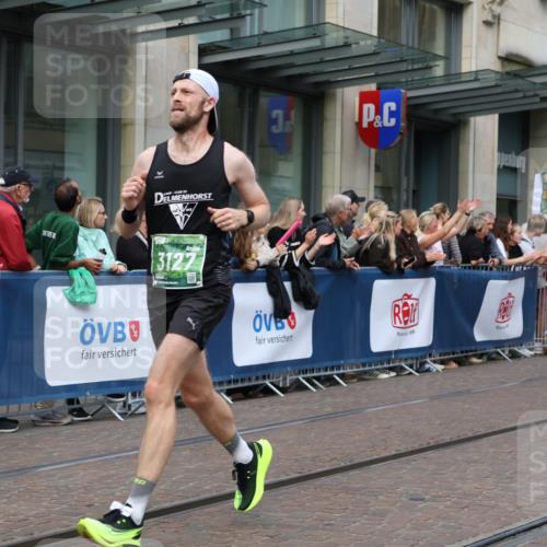 13.09.2026 - 21. swb-Marathon Bremen Strokosch-Dieckow http://msf.ph/oto/10391515 13.09.2026 13:06:37 Ziel 521, 749, 1009, 3127, 3794, 3973, 4574, 5238, 6784, 6951, 8580, 8888, 9708, 474, 508, 788, 1770, 1921, 2832, 3910, 4777, 6951, 7590, 8621, 9934, 13148 meine-sportfotos.de