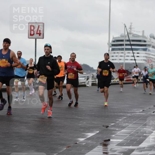 13.09.2026 - Kiel Lauf Andreas Tolksdorf http://msf.ph/oto/10399840 13.09.2026 10:57:29 Kiellinie 2809, 4, 11418, 527, 10577, 12521, 3 meine-sportfotos.de