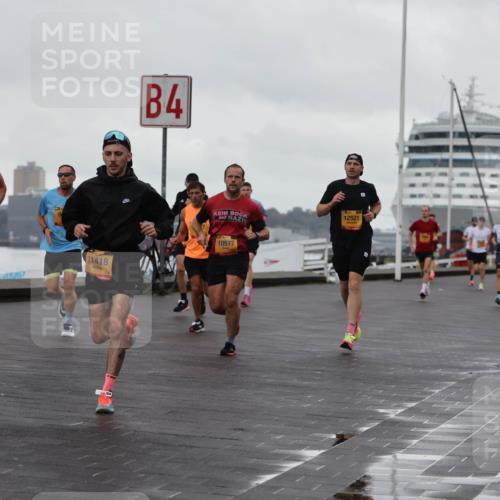 13.09.2026 - Kiel Lauf Andreas Tolksdorf http://msf.ph/oto/10399867 13.09.2026 10:57:30 Kiellinie 39, 2809, 11418, 4, 10577, 12521, 3 meine-sportfotos.de