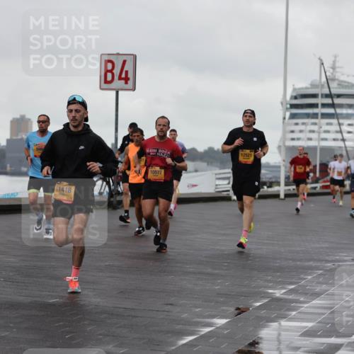 13.09.2026 - Kiel Lauf Andreas Tolksdorf http://msf.ph/oto/10399869 13.09.2026 10:57:30 Kiellinie 39, 2809, 940, 11418, 4, 10577, 12521, 3 meine-sportfotos.de