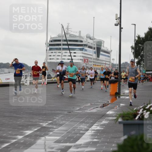 13.09.2026 - Kiel Lauf Andreas Tolksdorf http://msf.ph/oto/10399886 13.09.2026 10:57:31 Kiellinie 4, 7325, 12521, 3, 100 meine-sportfotos.de