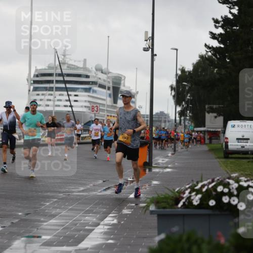 13.09.2026 - Kiel Lauf Andreas Tolksdorf http://msf.ph/oto/10399935 13.09.2026 10:57:33 Kiellinie 9247, 7946, 5226, 3, 1043 meine-sportfotos.de