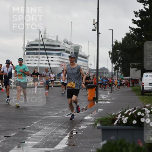 13.09.2026 - Kiel Lauf Andreas Tolksdorf http://msf.ph/oto/10399947 13.09.2026 10:57:33 Kiellinie 9247, 3, 1043, 300 meine-sportfotos.de
