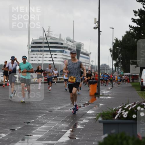 13.09.2026 - Kiel Lauf Andreas Tolksdorf http://msf.ph/oto/10399949 13.09.2026 10:57:33 Kiellinie 9247, 7946, 5226, 1043 meine-sportfotos.de