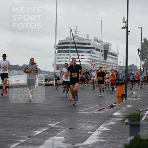 13.09.2026 - Kiel Lauf Andreas Tolksdorf http://msf.ph/oto/10400033 13.09.2026 10:57:37 Kiellinie 4, 1, 4, 5352, 7084, 3, 81, 100 meine-sportfotos.de