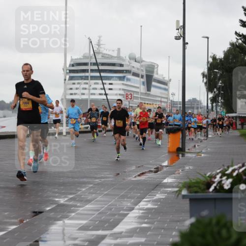 13.09.2026 - Kiel Lauf Andreas Tolksdorf http://msf.ph/oto/10400043 13.09.2026 10:57:39 Kiellinie 4, 7084, 3 meine-sportfotos.de